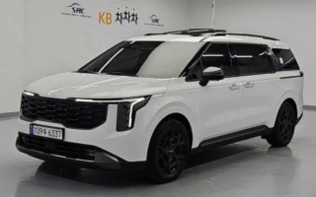 중고차할부 더 뉴 카니발 4세대 디젤 7인승 그래비티 매물 사진 11 - 2025/02 19,450km