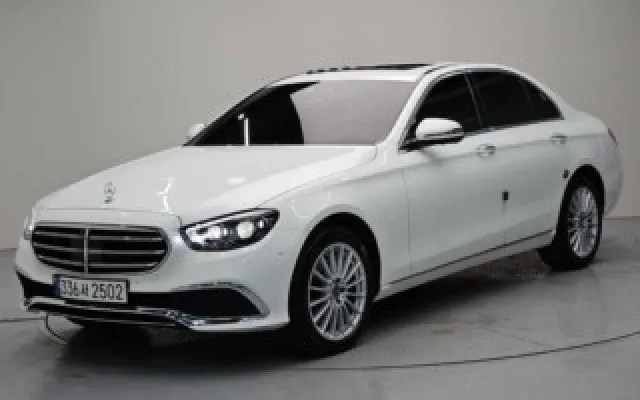 중고차할부 E-클래스 W213 E220d 4MATIC 익스클루시브 매물 사진 5 - 2023/02 57,476km